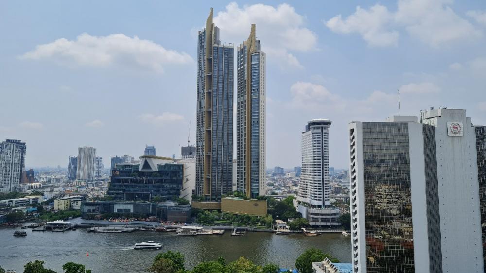 🌺🌿 *ขายพร้อมผู้เช่า* The Room เจริญกรุง30 ทำเลทอง ห้องมุม ชั้น17  Charoenkrung30, Condominium near Chaopraya river.  1Bed1Baht on 17th Flr. (53.7 Sqm) *** Price:  11.8 MB All in ***[  ]Line ID: 10112523Contact no. 087-054-9878 (Khun Nong)