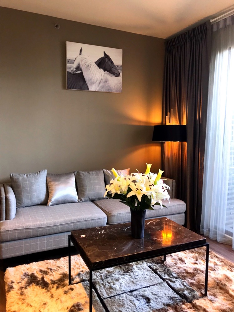 for rent The Lofts ekkmai 1 bed big size special deal!! for rent The Lofts ekkmai 1 bed big size special deal!!