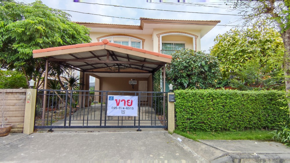For sale, bargain price, Passorn 26, Ratchaphruek - Tiwanon, Pathum Thani, 77 sqw with furniture, large land plot.