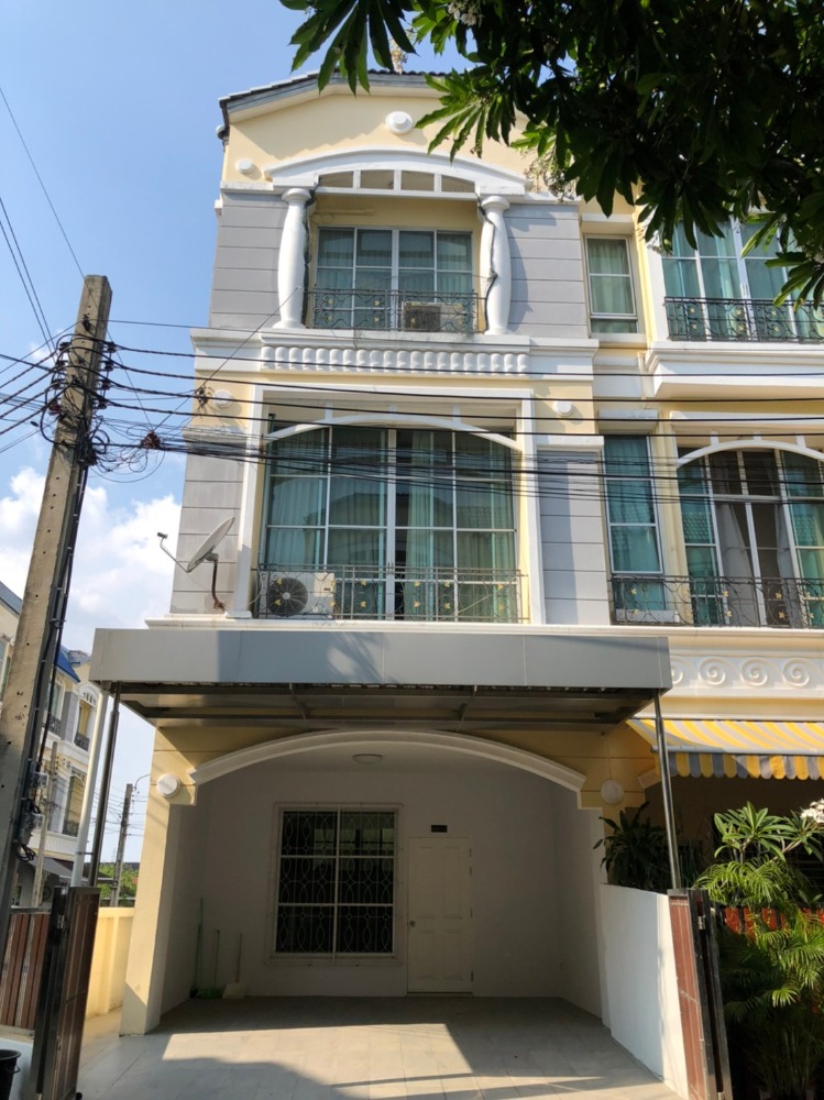 Townhouse for rent Baan Klang Muang Rama 9-Srinakarin, corner house Townhouse for rent Baan Klang Muang Rama 9-Srinakarin, corner house