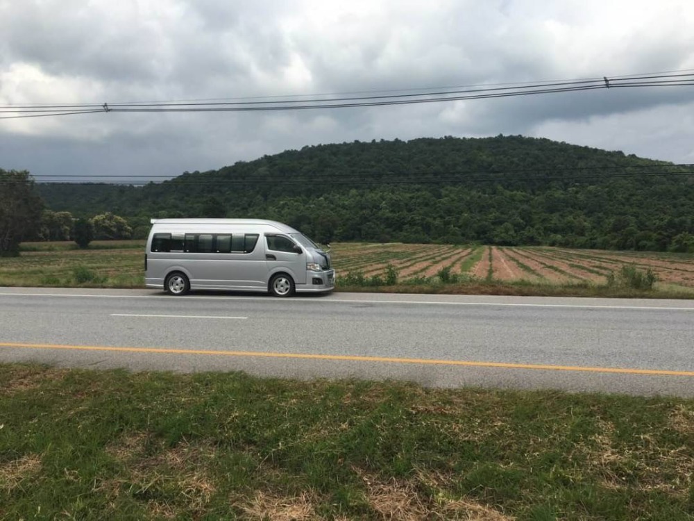 Land for sale, Phrom Phiram, Phitsanulok, 31 rai, land next to the main road Asia - Den Chai, price 24.8 million baht. Land for sale, Phrom Phiram, Phitsanulok, 31 rai, land next to the main road Asia - Den Chai, price 24.8 million baht.