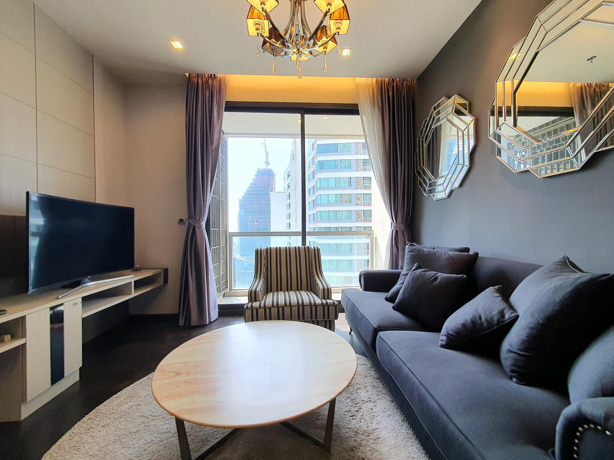 THE XXXIX Sukhumvit 39 condo is a high rise condo near BTS Phrom Phong