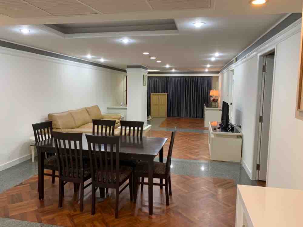 for rent United thonglor 2 bed pet allow for rent United thonglor 2 bed pet allow
