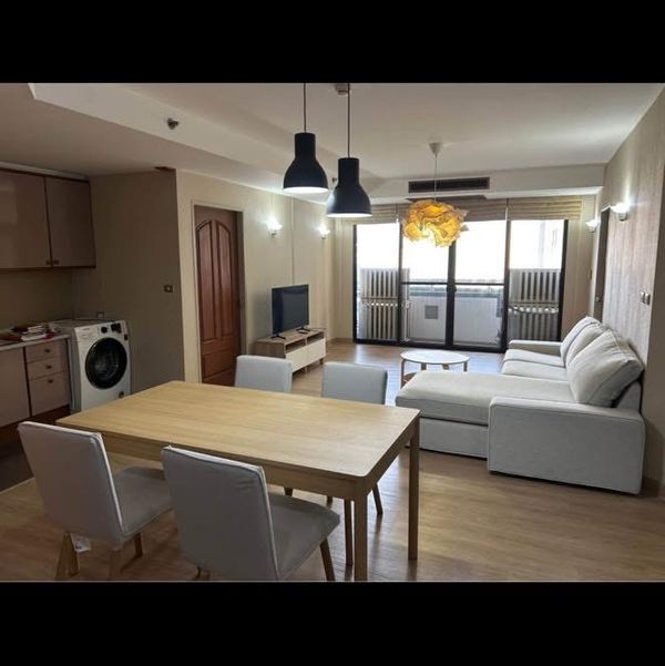 for rent Las collinas 2 bed super deal !! 💚💚