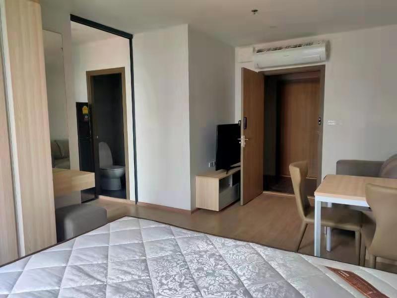Studio For sale @ IDEO O2 Bangna, Swimming pool view, 28sq.m.