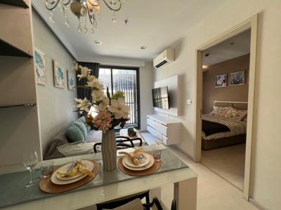 for rent Rhythm 42 1 bed special deal !! 🌈🌈