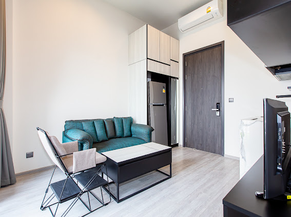 for rent The line 101 special deal nice room !! 🌟🌟