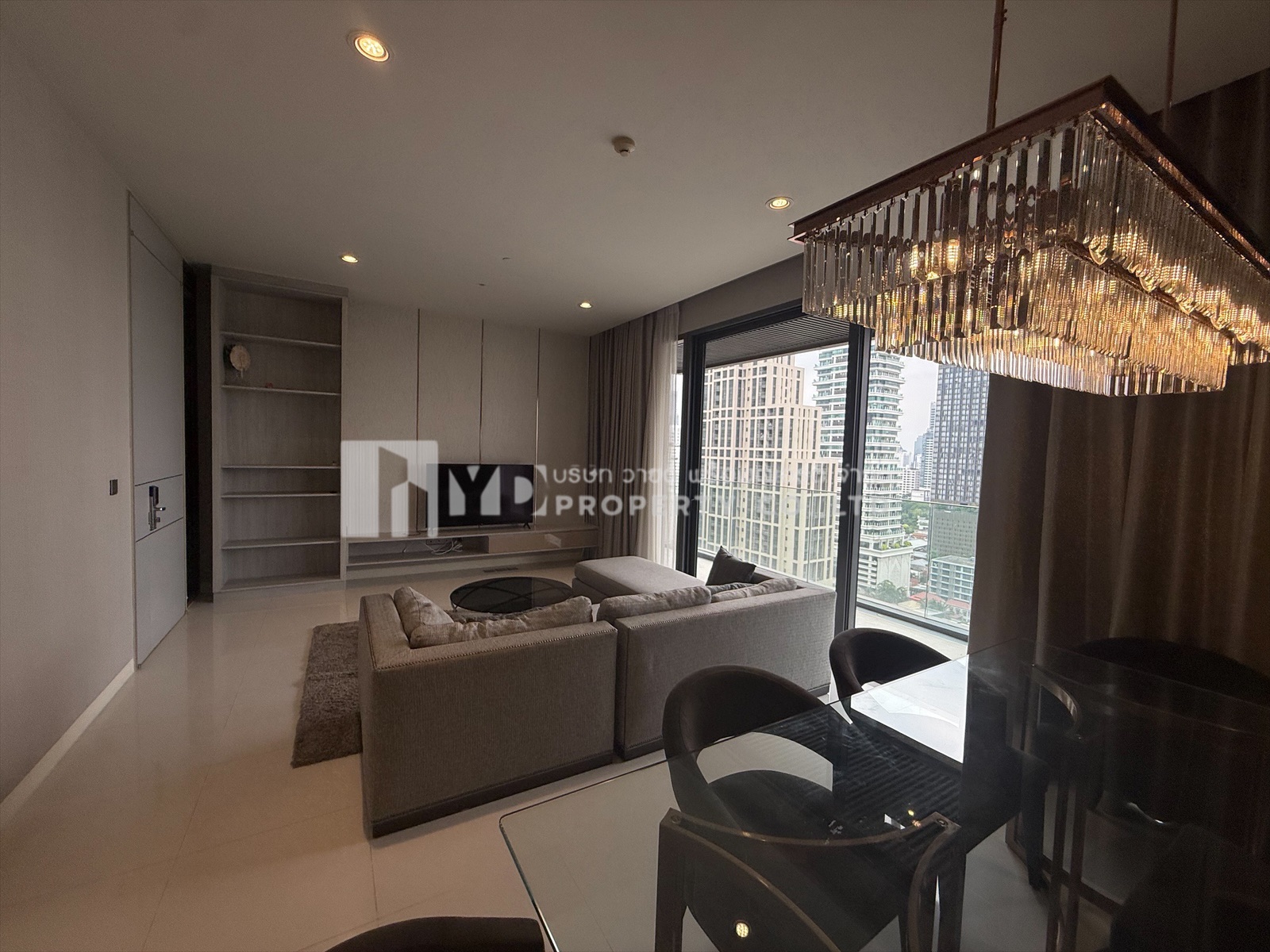 Rent : Best Deal!! VITTORIO SUKHUMVIT 39 I 2 Bed 3 bath 142 sqm. - 150,000 thb. [Luxury Fully Furnished/ Ready to move in] – รูปที่ 3