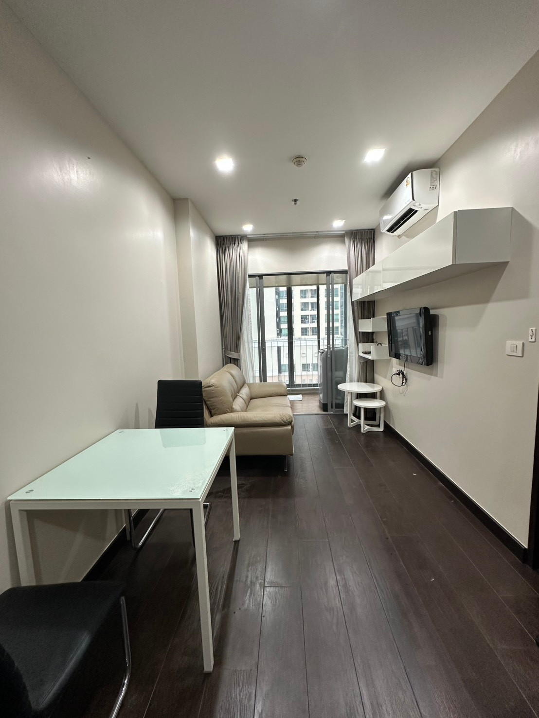 for rent ideo Q phayathai 1 bed special deal!! for rent ideo Q phayathai 1 bed special deal!!
