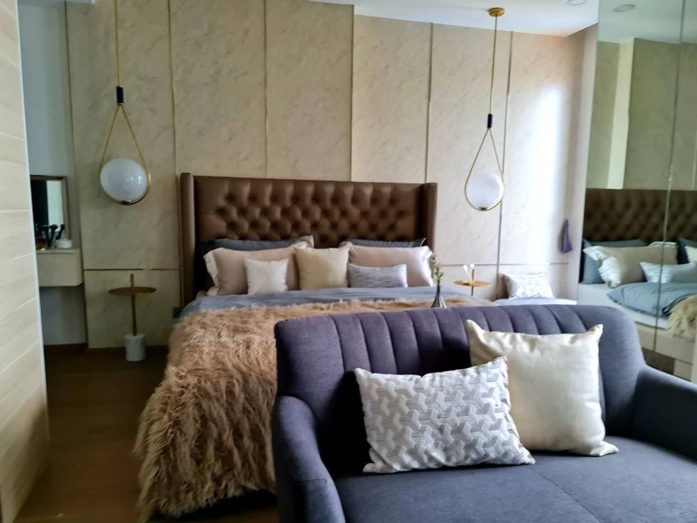 For rent Ashton Chula Silom 1 bedroom super high floor nice decoration For rent Ashton Chula Silom 1 bedroom super high floor nice decoration