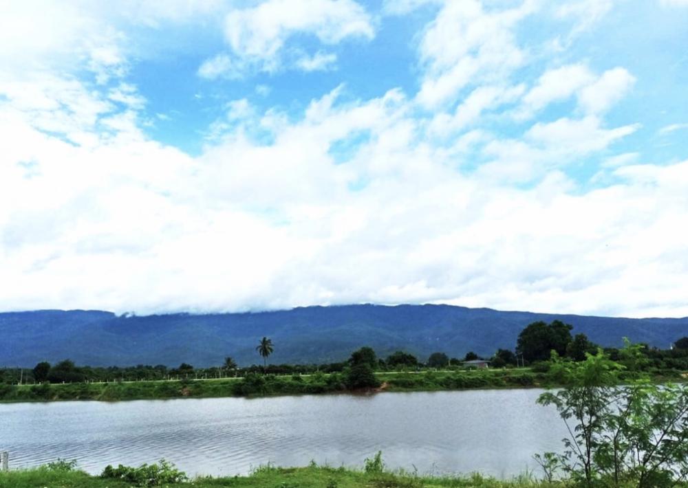 Land for rent In front of the Ping River, beautiful mountain view, Chom Thong District, Chiang Mai. Land for rent In front of the Ping River, beautiful mountain view, Chom Thong District, Chiang Mai.
