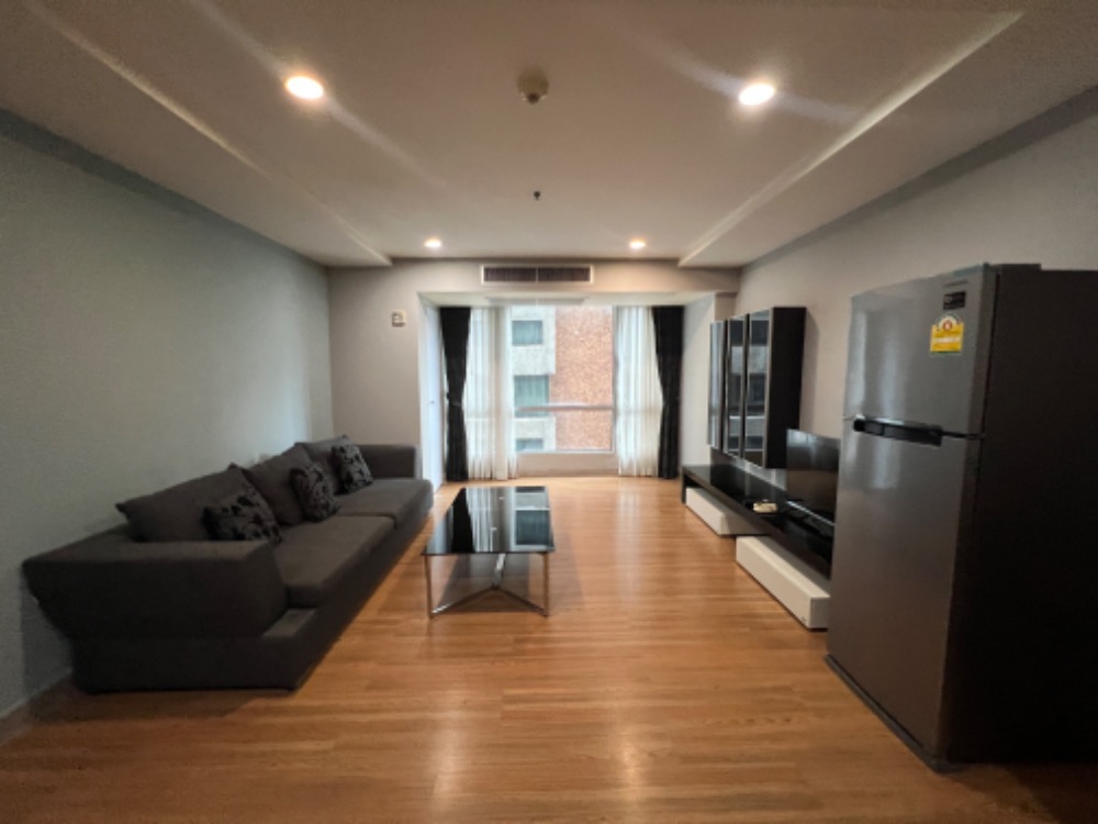 for rent trendy condo 1 very big bedroom 2 bathtlroom renovated room ❤️ for rent trendy condo 1 very big bedroom 2 bathtlroom renovated room ❤️