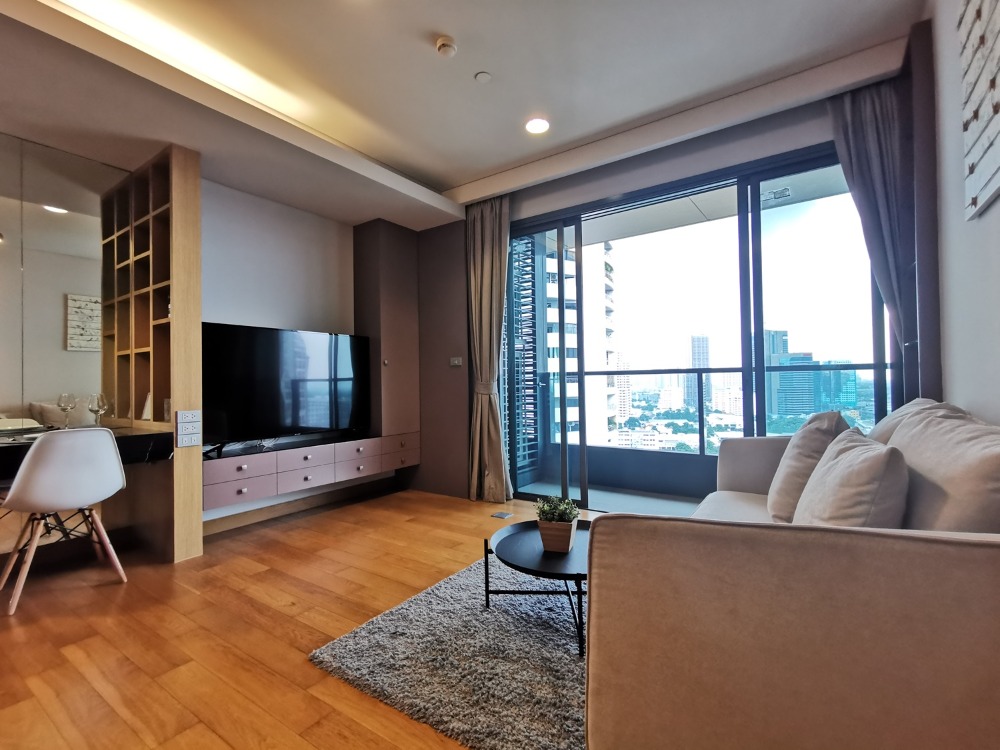 () The Lumpini 24 for sale and rent (Sell and rent) 2br.2bath 54.3 sqm. corner, Bang Krachao and City View views, beautifully decorated, 15th floor. () The Lumpini 24 for sale and rent (Sell and rent) 2br.2bath 54.3 sqm. corner, Bang Krachao and City View views, beautifully decorated, 15th floor.