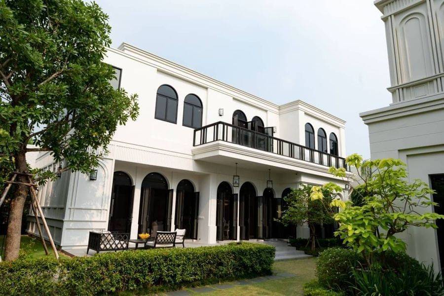 Baan sansiri pattanakarn for sell