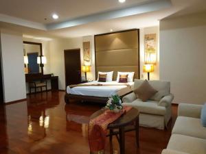Piyathip place Sukhumvit 39 for rent