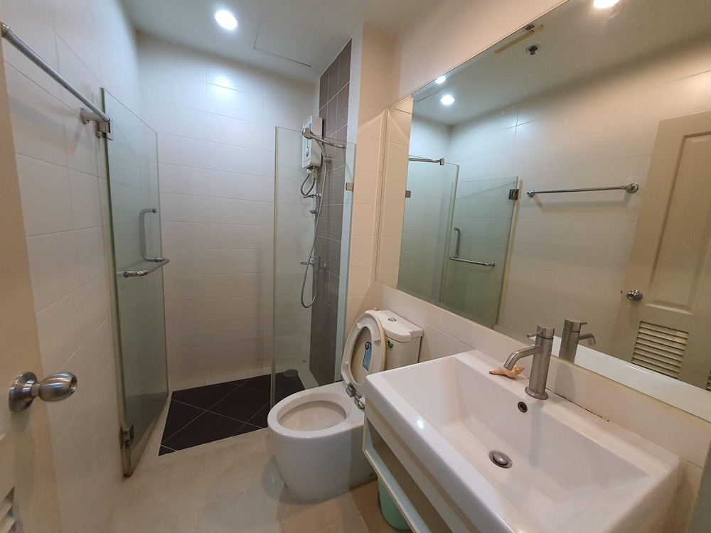 For rent The Complete Narathiwas 2 bedrooms high floor good view – รูปที่ 3
