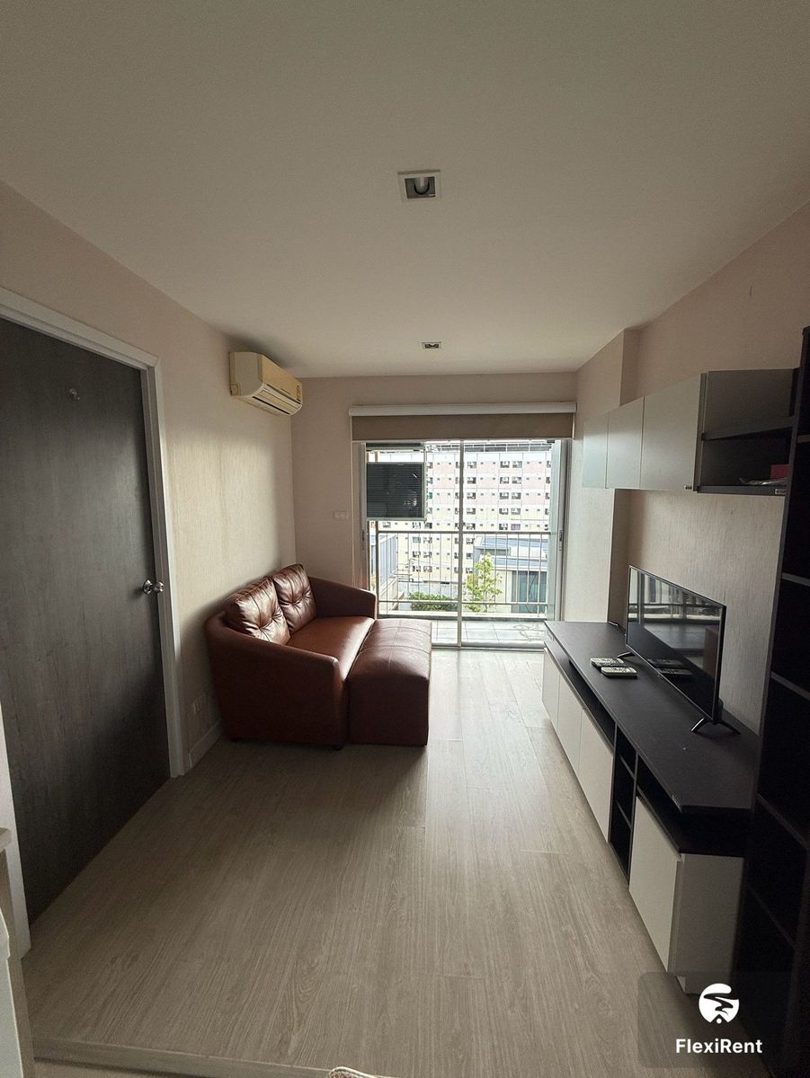 MetroLuxe Paholyothin - Sutthisan 1 Bedroom | Only 1 month deposit required, ready to move.
