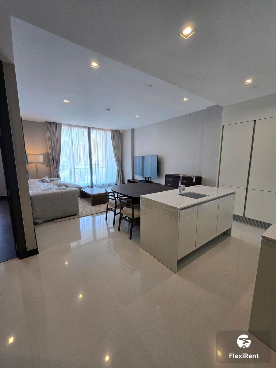 Q1 Sukhumvit 2 Bedroom | Only 1 month deposit required, ready to move. Q1 Sukhumvit 2 Bedroom | Only 1 month deposit required, ready to move.