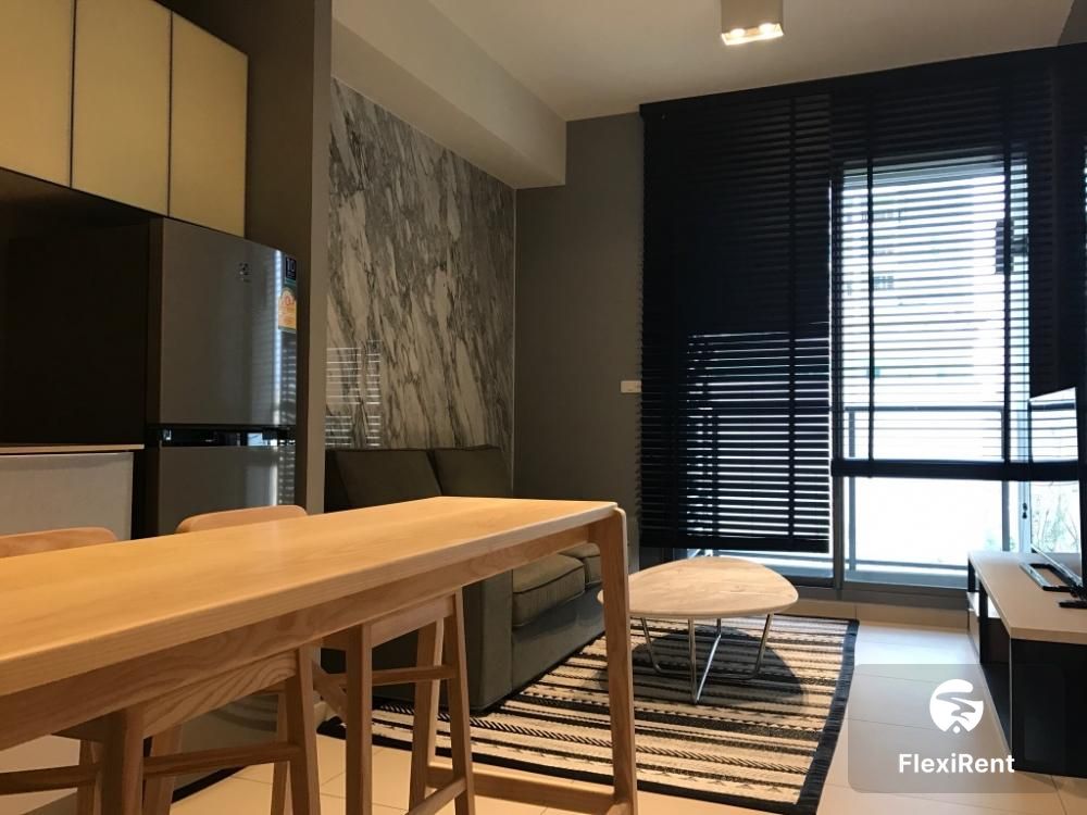 The Lofts Ekkamai 1 Bedroom | Only 1 month deposit required, ready to move.