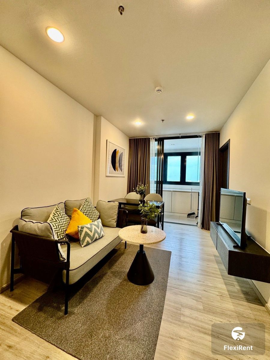 XT Huaikhwang 1 Bedroom | Only 1 month deposit required, ready to move.