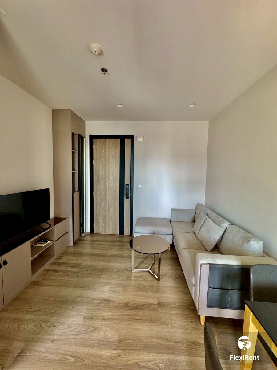 Rental starts at 6 month | Oka Haus Sukhumvit 36 1 Bedroom | Only 1 month deposit required, ready to move.