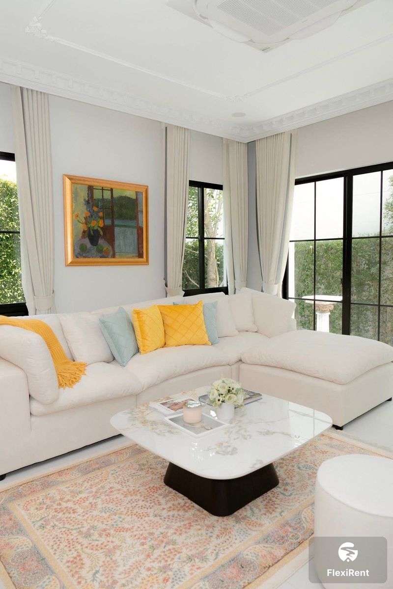 Nantawan Rama 9 - New Krungthepkreetha More than 3 bedrooms | ready to move.