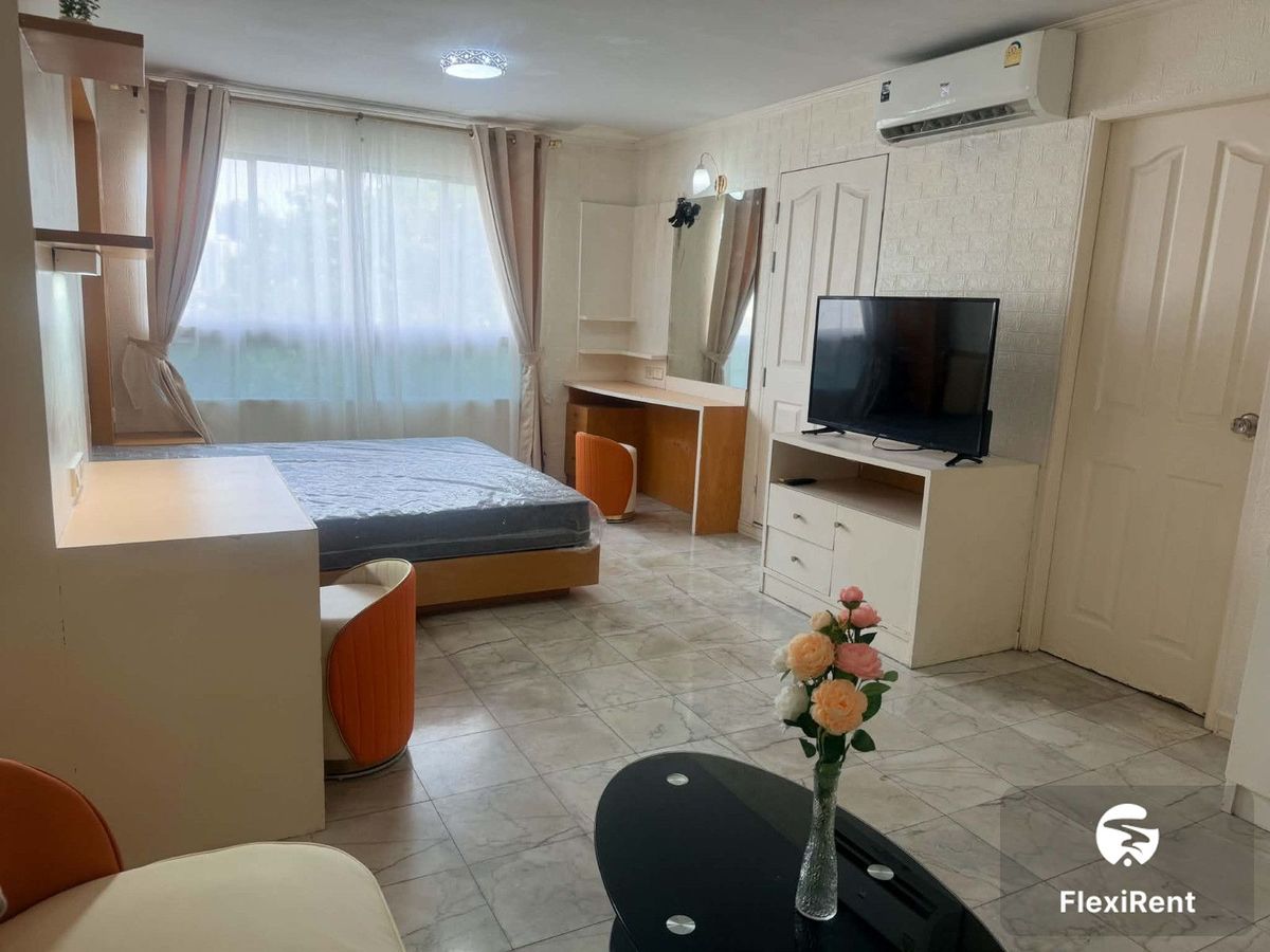 Lumpini Place Sathorn 1 Bedroom | ready to move. Lumpini Place Sathorn 1 Bedroom | ready to move.