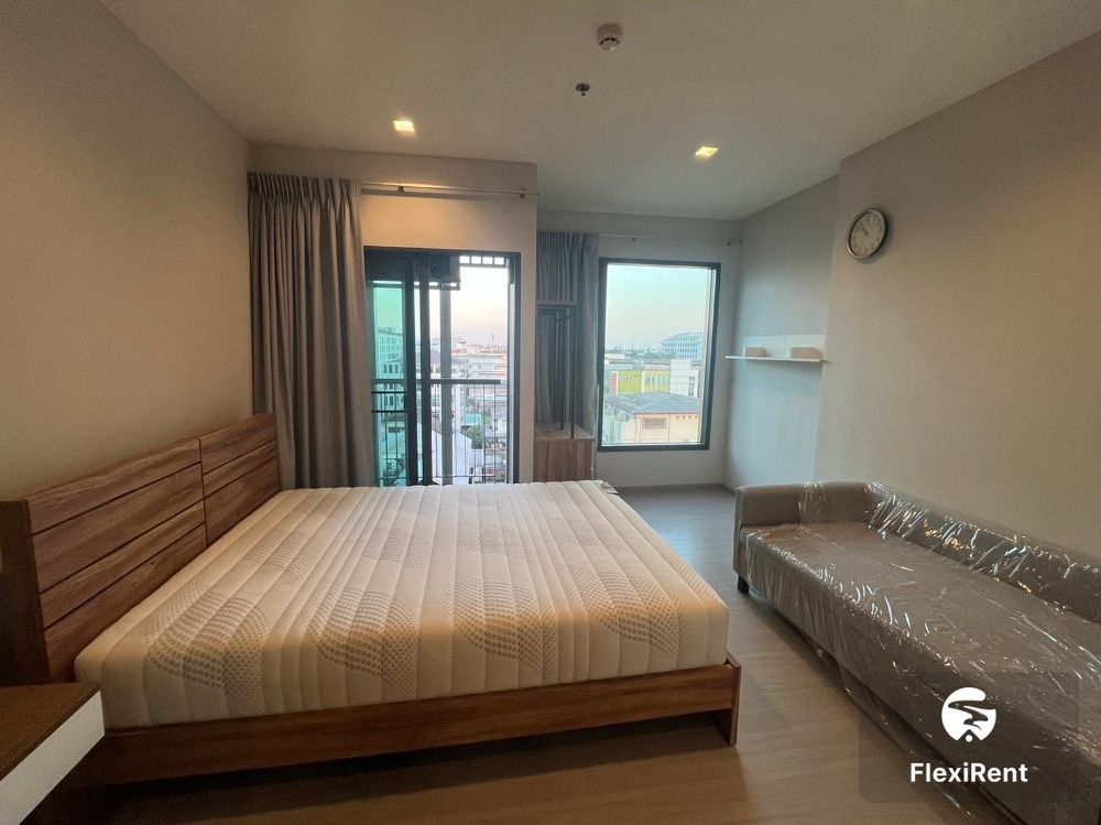 Life Sukhumvit 62 Studio | ready to move.