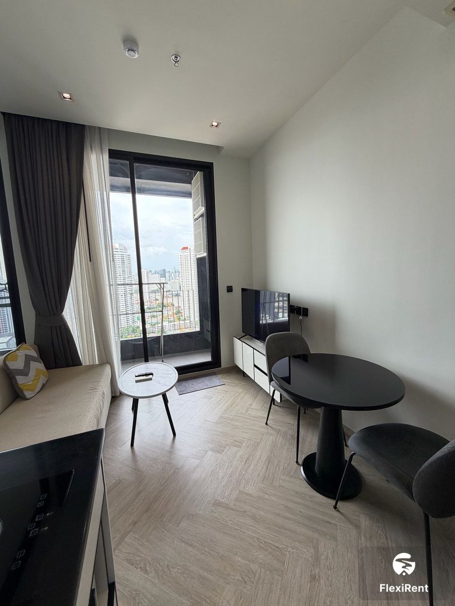 Chapter Charoennakhon - Riverside 1 Bedroom | Only 1 month deposit required, ready to move.